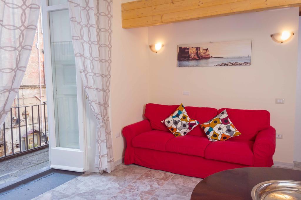 La Cattedrale Bed & Breakfast Neapel Rum bild