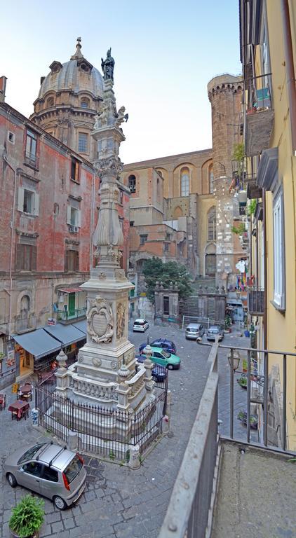 La Cattedrale Bed & Breakfast Neapel Rum bild