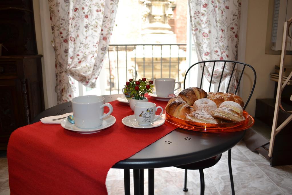 La Cattedrale Bed & Breakfast Neapel Exteriör bild